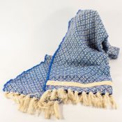 Sciarpa fatta a mano in fibra di canapa e cotone blu e beige