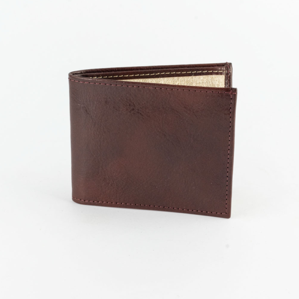 portacarte in pelle e canapa con tasche chiuso