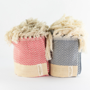 coperta plaid in cotone e canapa blu e rossa